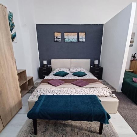 Studio Republicii Apartment Brasov Ngoại thất bức ảnh